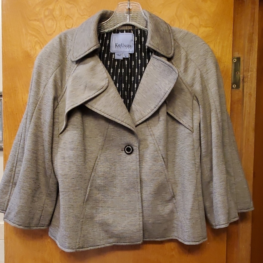 Kay Unger trapeze short jacket